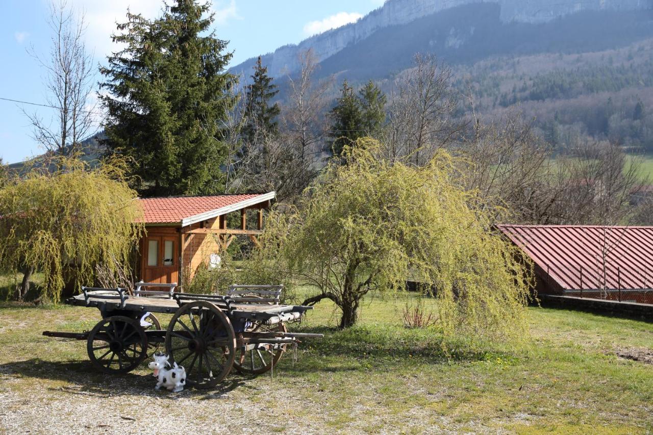 Chalet Du Camping La Porte St Martin Saint-Martin-en-Vercors Buitenkant foto